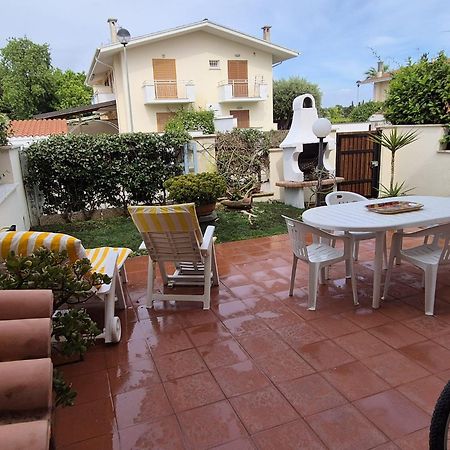 Villa Sabaudia Esterno foto
